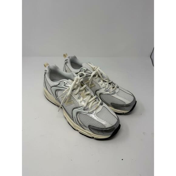 New Balance Shoes - New Balance Women’s White/Gray Running Shoes Sneakers Athletic 10